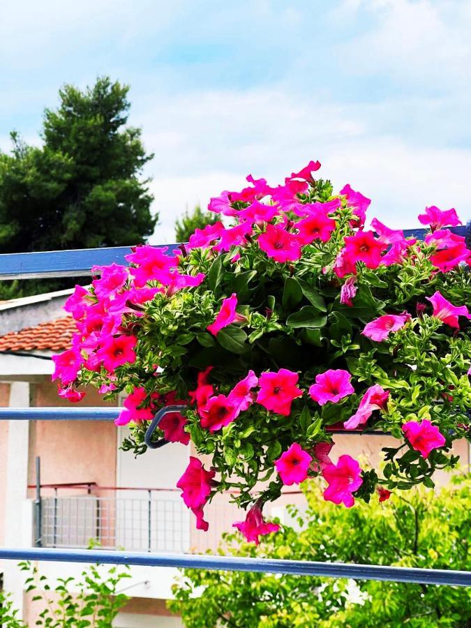 Heaven'S Door- Siviri Maisonette Luaran gambar